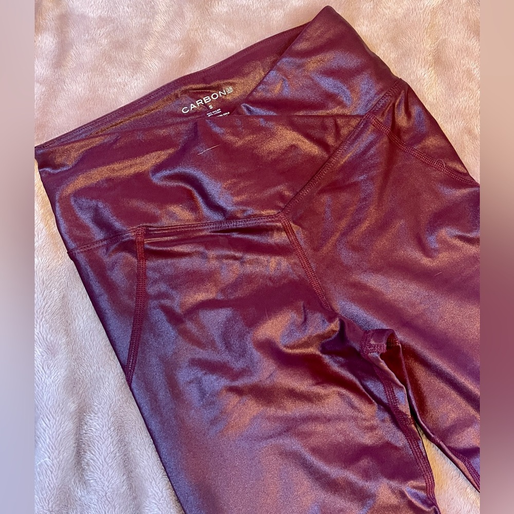 Carbon38 Shiny maroon leggings (Never worn!)